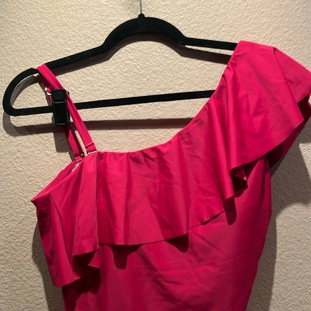 New Kona Sol Women’s Magenta Pink One Shoulder Ruffle Suit 14 NWOT